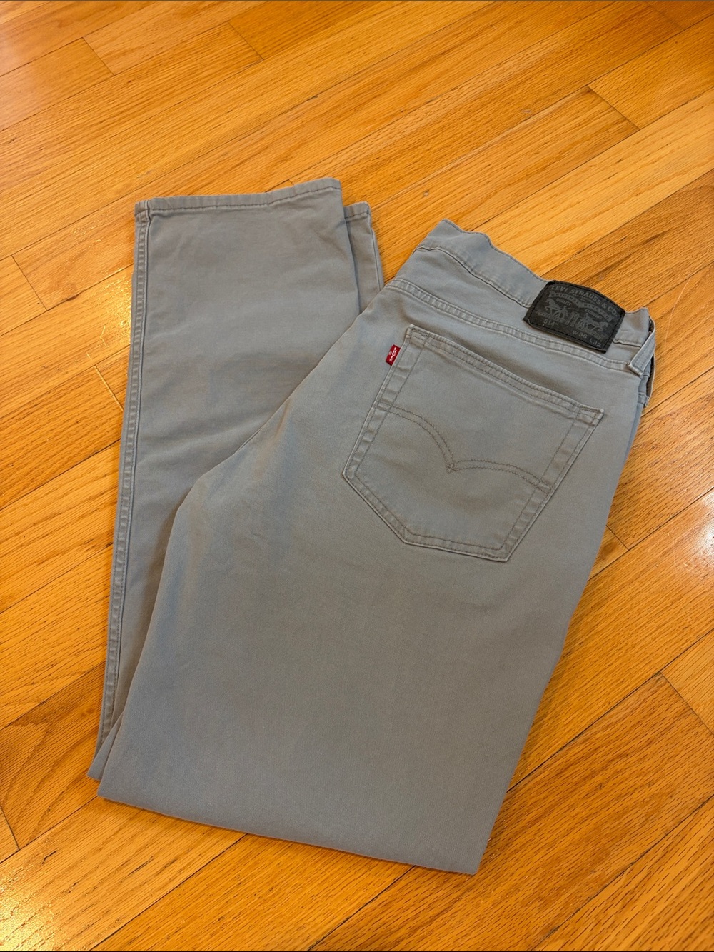 Levi's Men's Light Grey Slim Straight Jeans